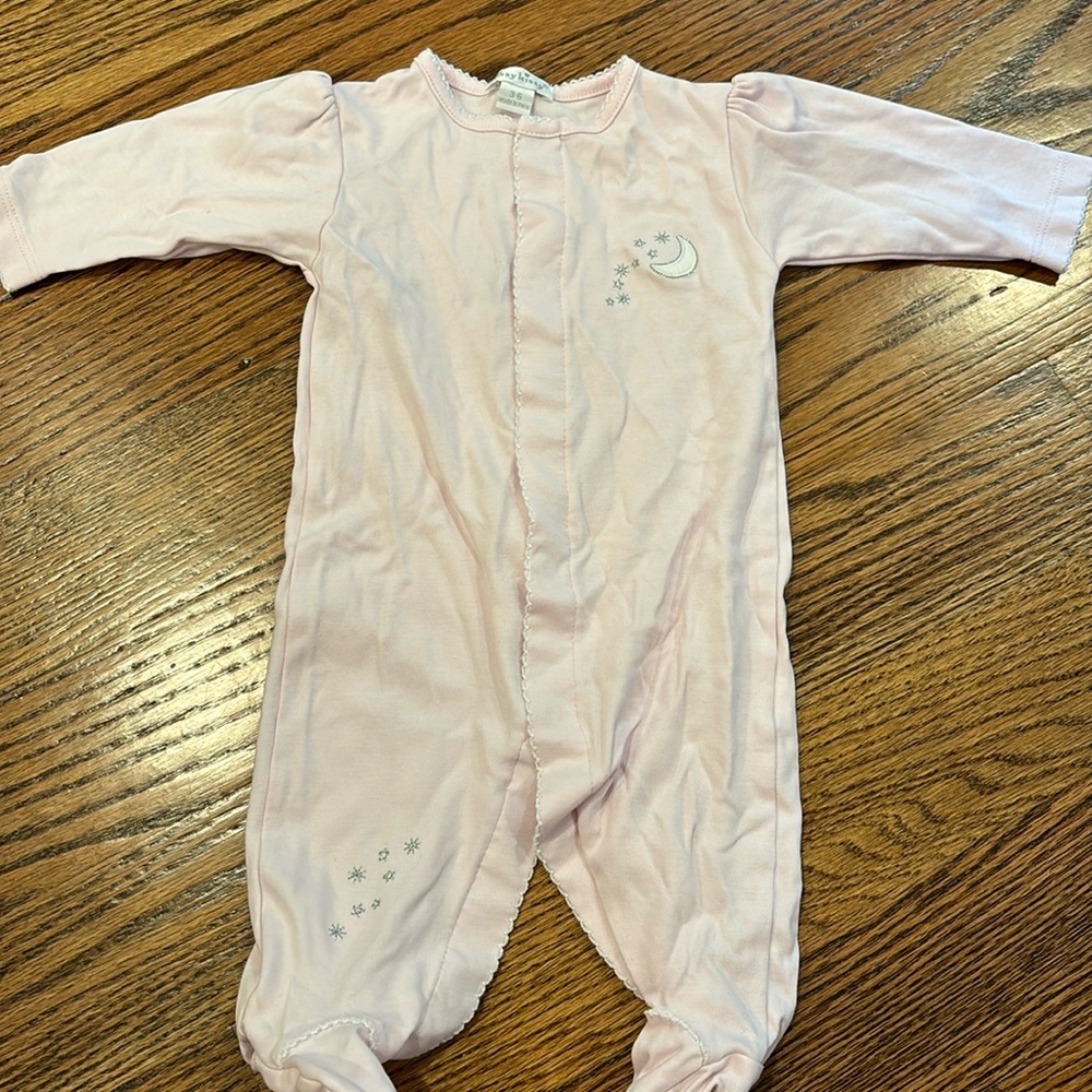 Kissy kissy pajamas in 3-6 months